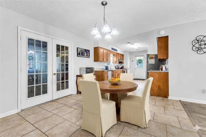 Virtually staged breakfast room