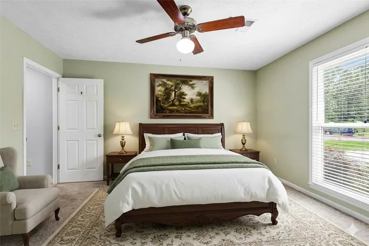 Virtually staged owners suite