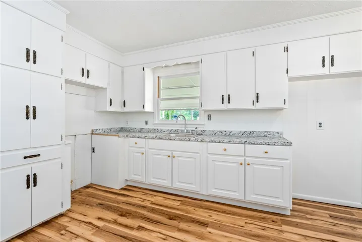 44 Carol Street, Alexander City, Alabama 35010