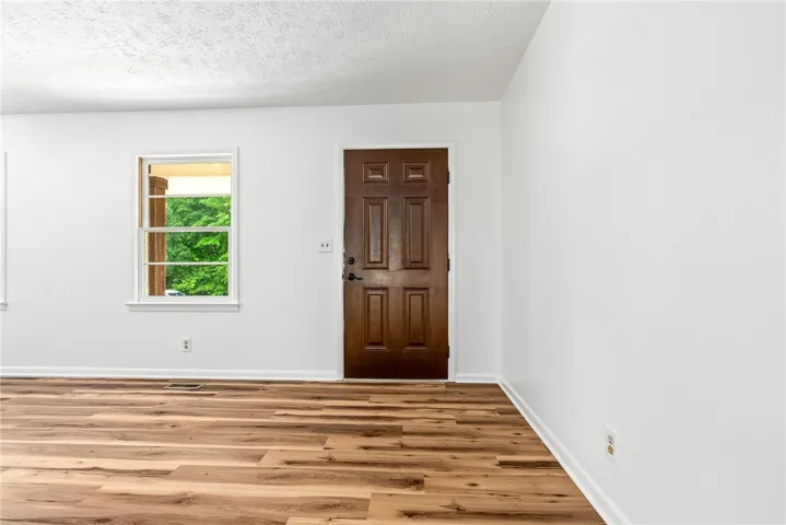 44 Carol Street, Alexander City, Alabama 35010