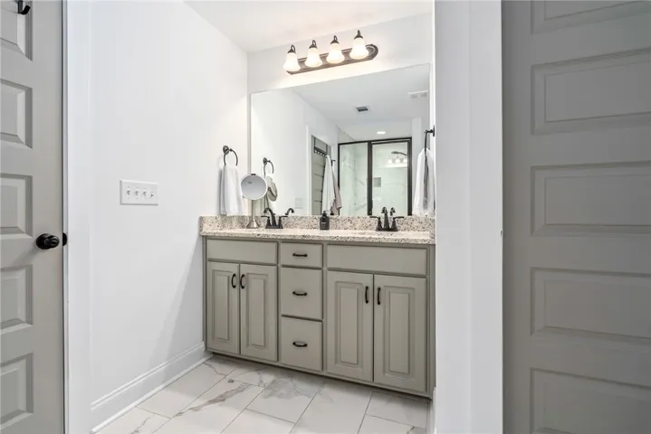 285 Lee Road 852 N/a, Opelika, Alabama 36804