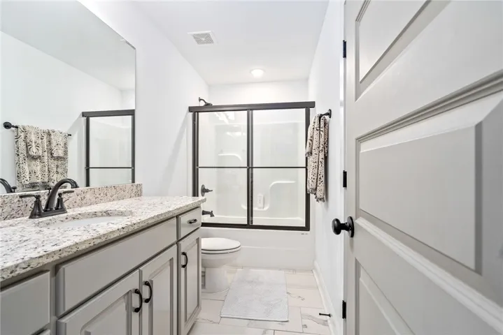 285 Lee Road 852 N/a, Opelika, Alabama 36804