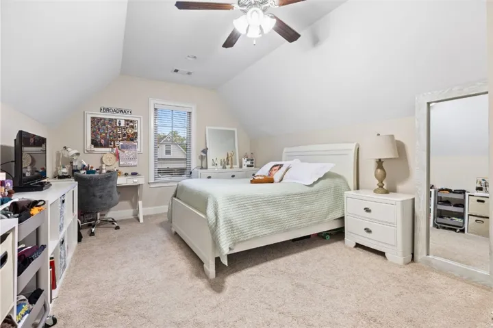2039 Mohican Drive, Auburn, Alabama 36879