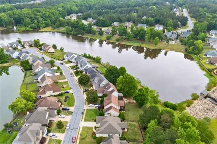 2039 Mohican Drive, Auburn, Alabama 36879