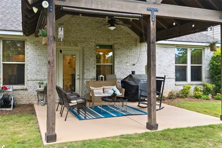 2039 Mohican Drive, Auburn, Alabama 36879