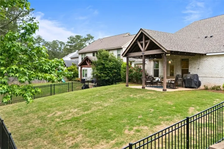 2039 Mohican Drive, Auburn, Alabama 36879