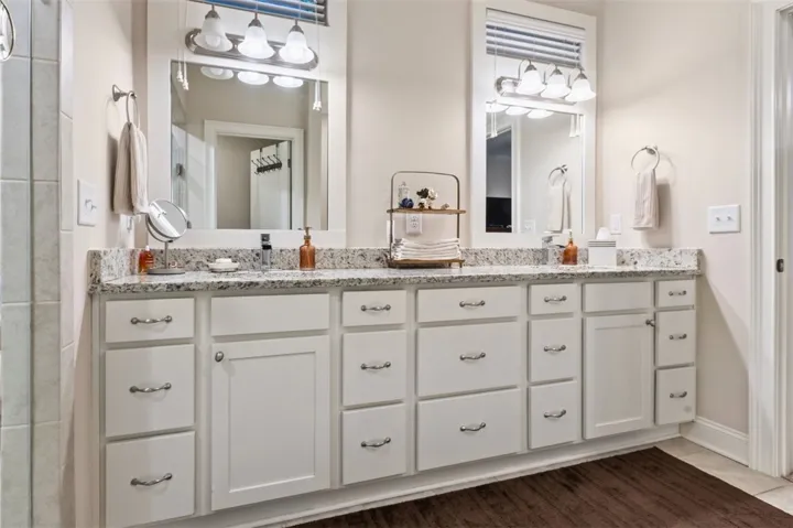 2039 Mohican Drive, Auburn, Alabama 36879