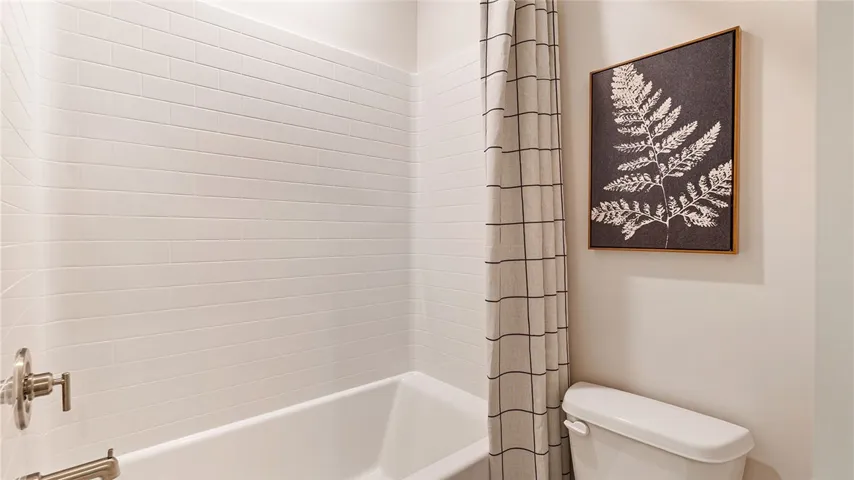 2268 Forrest Cove, Auburn, Alabama 36830