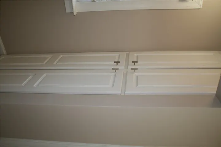 Extra cabinets