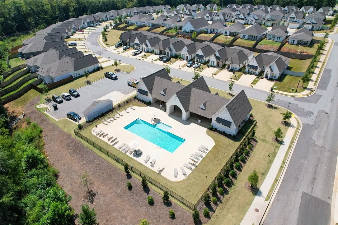 Pool and Pavilion!