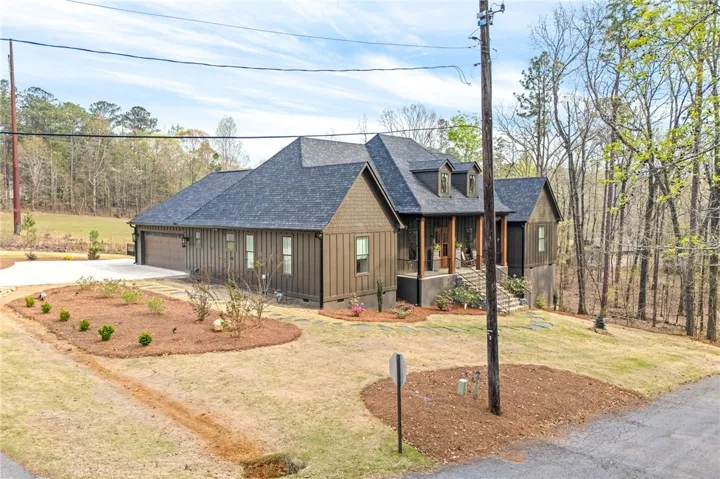 707 Stillwaters Drive, Dadeville, Alabama 36853