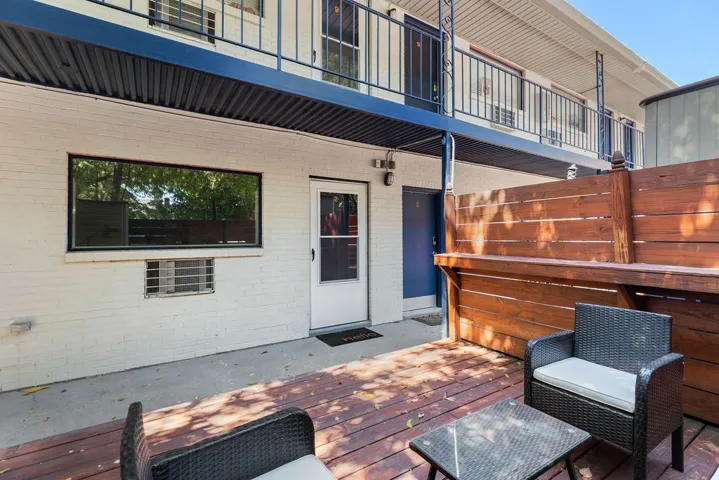 This charming patio offers an inviting outdoor retreat for relaxation and entertainment.