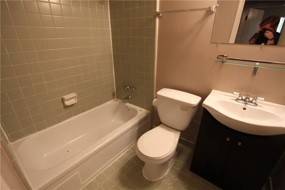 A well-appointed bathroom offers a refreshing space for daily routines and relaxation.