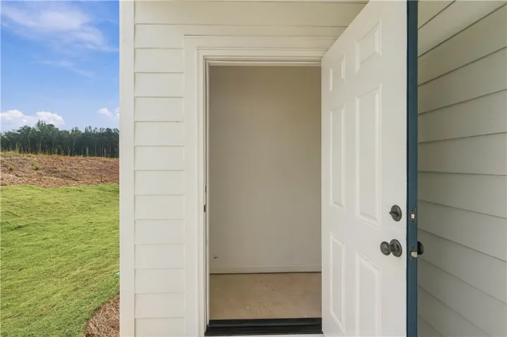 1041 Hunters Way, Opelika, Alabama 36801