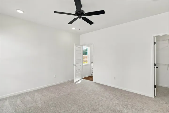 1041 Hunters Way, Opelika, Alabama 36801