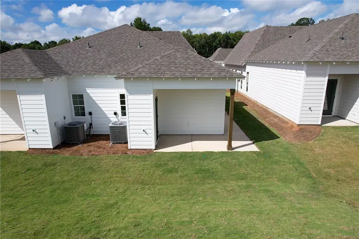 1041 Hunters Way, Opelika, Alabama 36801