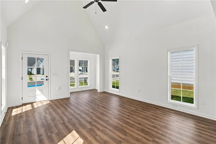 1041 Hunters Way, Opelika, Alabama 36801