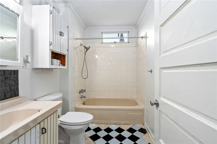 2506 2nd Avenue, Opelika, Alabama 36801