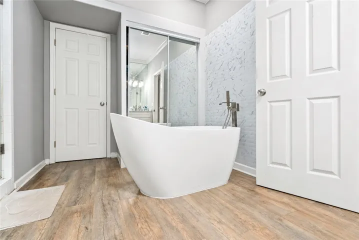 786 Moores Mill Drive, Auburn, Alabama 36830