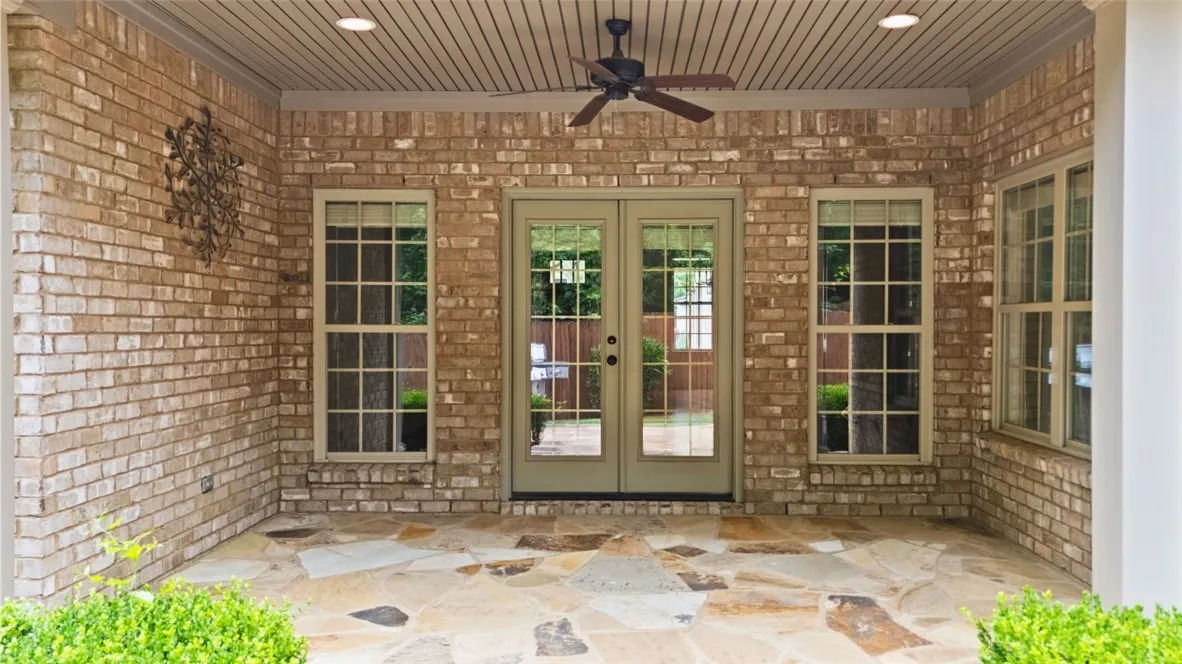 This inviting patio area offers a perfect blend of comfort and outdoor living.