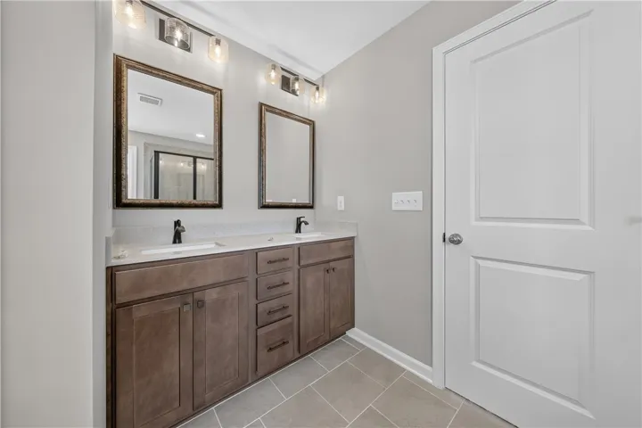 32 Heartland Boulevard, Ft Mitchell, Alabama 36856