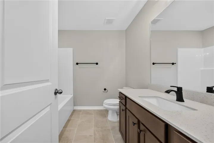 32 Heartland Boulevard, Ft Mitchell, Alabama 36856