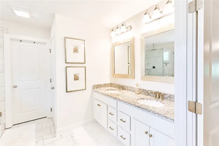 704 Shelton Cove Lane, Auburn, Alabama 36830