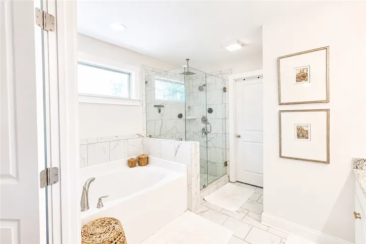 704 Shelton Cove Lane, Auburn, Alabama 36830