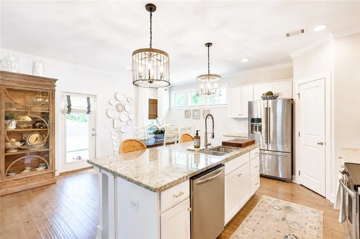704 Shelton Cove Lane, Auburn, Alabama 36830