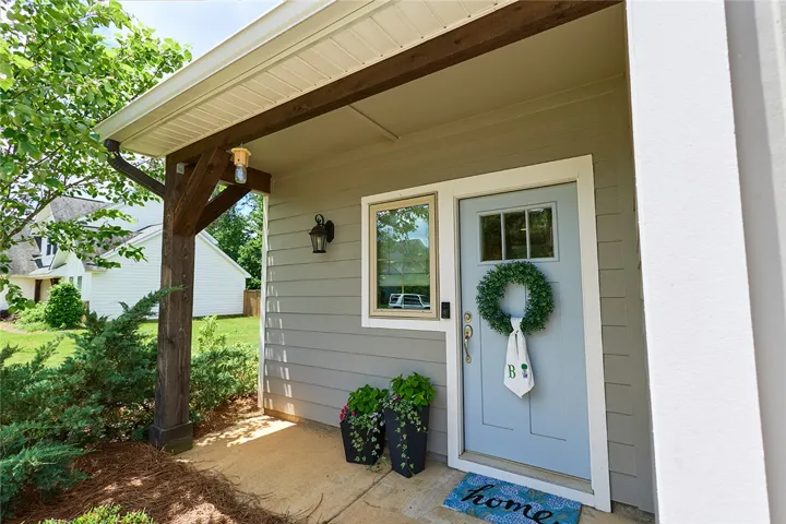 704 Shelton Cove Lane, Auburn, Alabama 36830