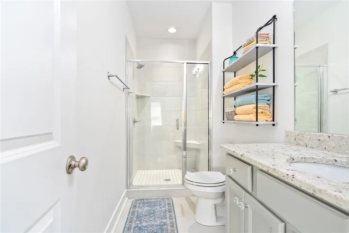 2106 Moores Mill Road 207, Auburn, Alabama 36830