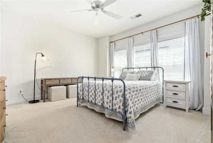 2106 Moores Mill Road 207, Auburn, Alabama 36830