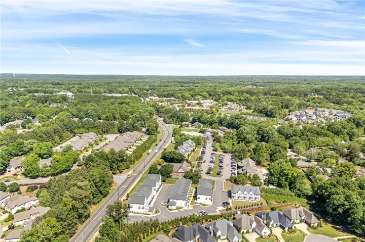 2106 Moores Mill Road 207, Auburn, Alabama 36830