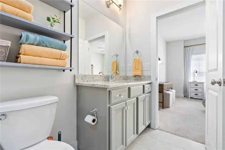 2106 Moores Mill Road 207, Auburn, Alabama 36830