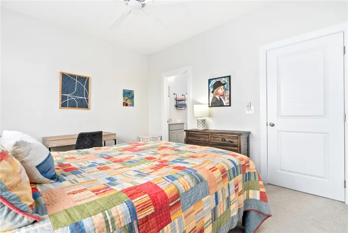 2106 Moores Mill Road 207, Auburn, Alabama 36830