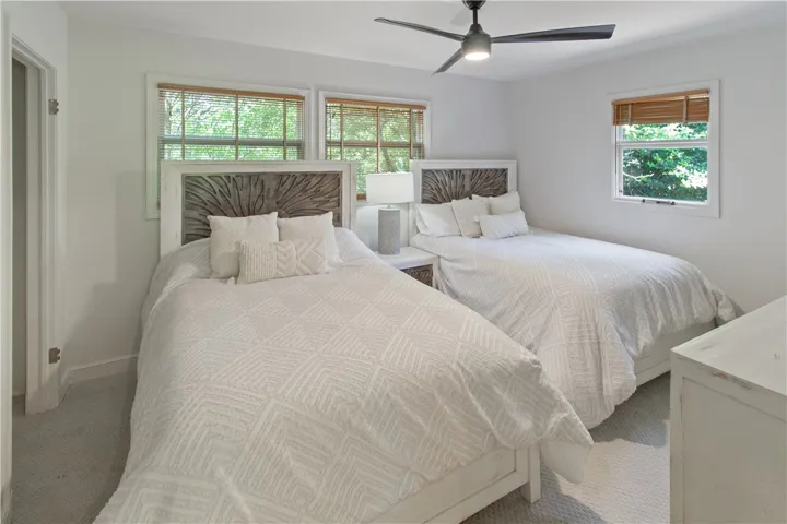 567 Moores Mill Road, Auburn, Alabama 36830