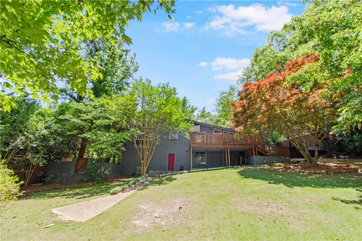 567 Moores Mill Road, Auburn, Alabama 36830