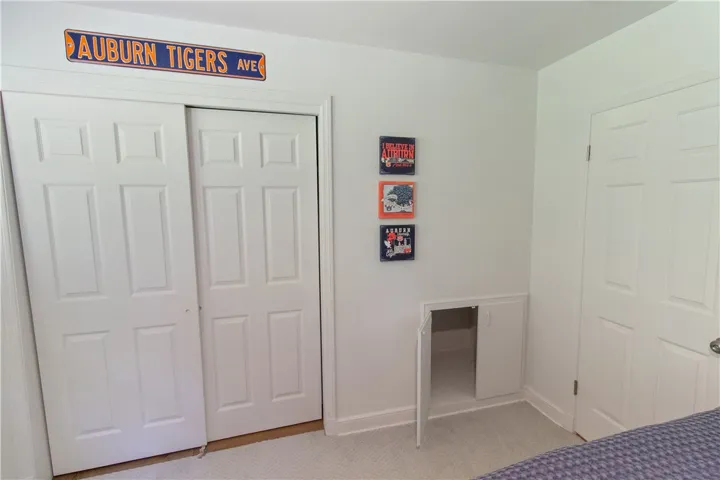 567 Moores Mill Road, Auburn, Alabama 36830