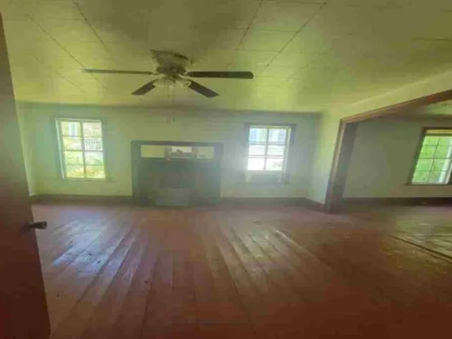 2104 9th Avenue, Phenix City, Alabama 36867