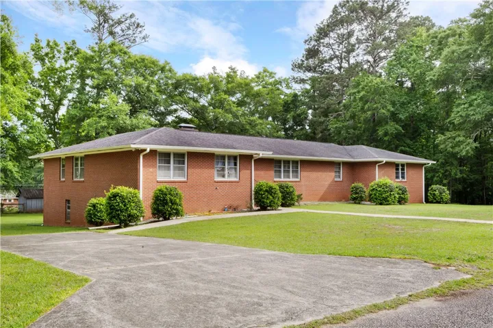 117 S 20th Street, Lanett, Alabama 36863