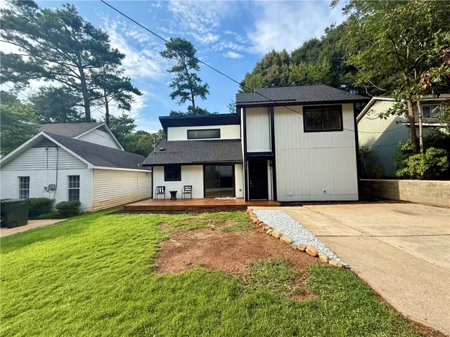 819 Chickasaw Avenue, Auburn, Alabama 36830