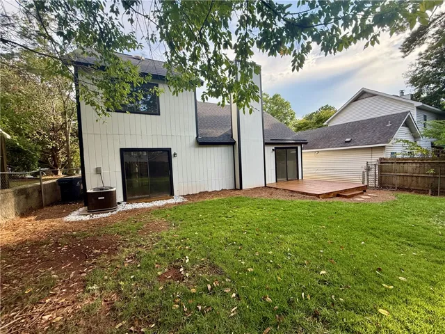 819 Chickasaw Avenue, Auburn, Alabama 36830