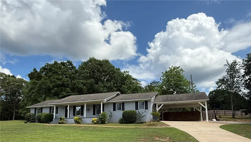 5221 Lee Road 391 N/a, Auburn, Alabama 36804