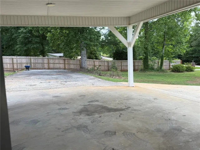 5221 Lee Road 391 N/a, Auburn, Alabama 36804
