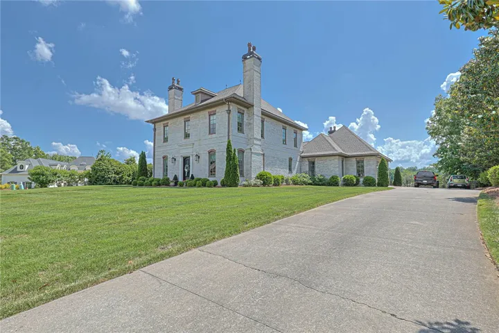 2902 Stonybrook Road, Opelika, Alabama 36801