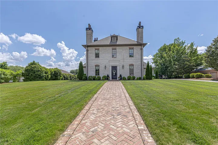 2902 Stonybrook Road, Opelika, Alabama 36801