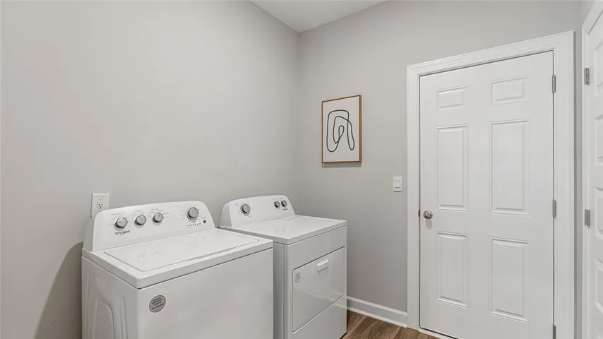 2141 Bluebird Drive, Auburn, Alabama 36879