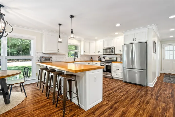 1700 Arrowhead Avenue, Opelika, Alabama 36801