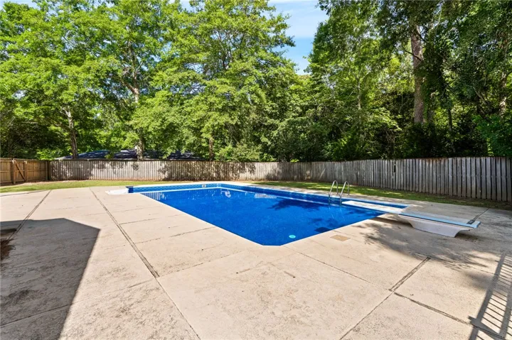 1700 Arrowhead Avenue, Opelika, Alabama 36801