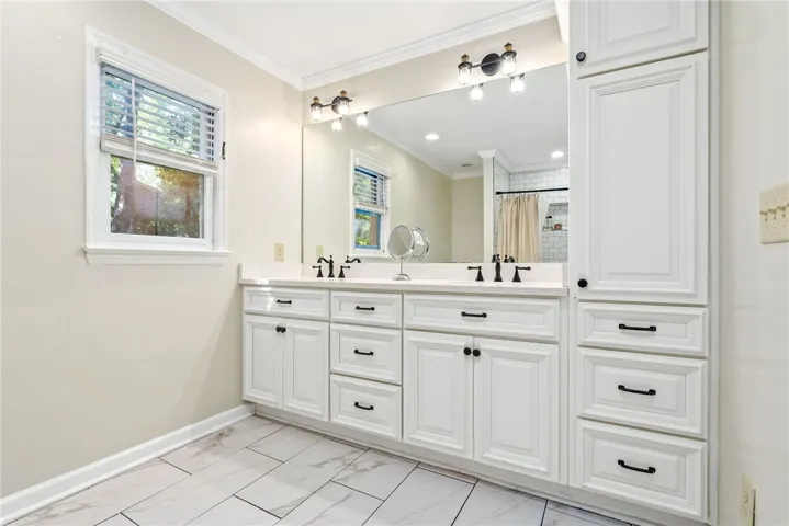 1700 Arrowhead Avenue, Opelika, Alabama 36801